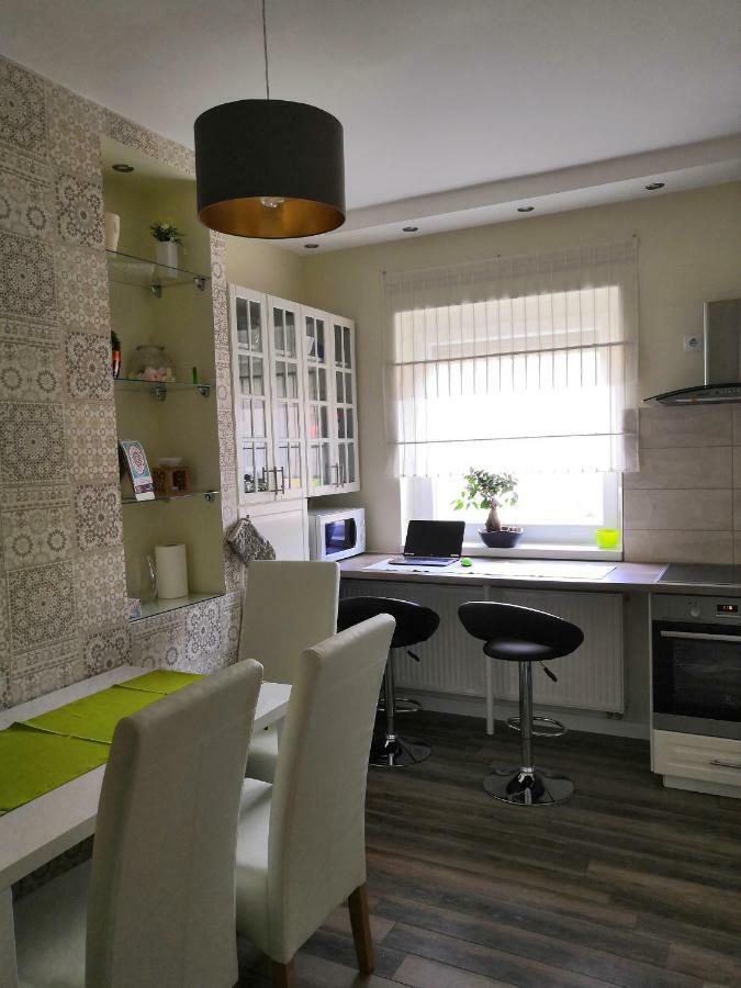Ancsi Apartmant 케치케메트 외부 사진