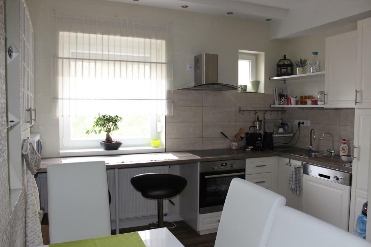Ancsi Apartmant 케치케메트 외부 사진